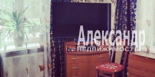 2-комн квартира улица Крюкова, 13