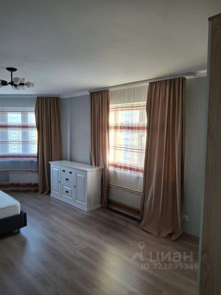 Аренда 1-комн квартиры на вторичном рынке проспект Королева, 64к1