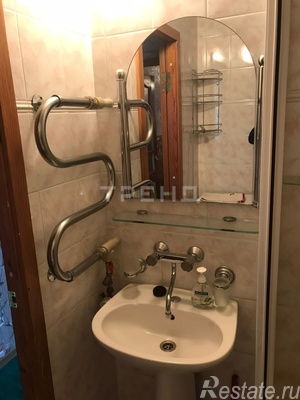 Продажа 2-комн квартиры на вторичном рынке Российский пр-кт,  д. 5