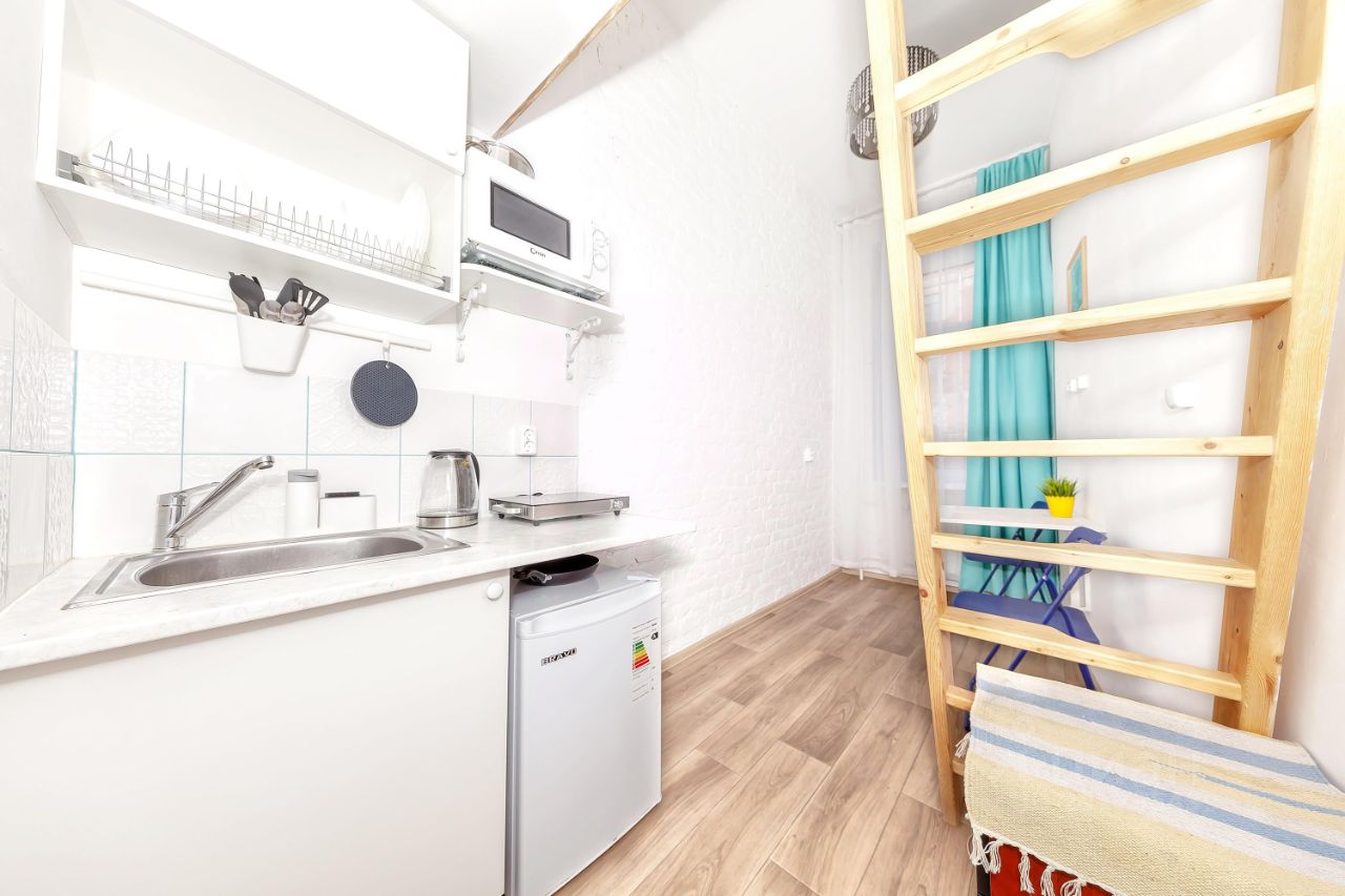 Аренда студии 3-я Васильевского острова линия, 40