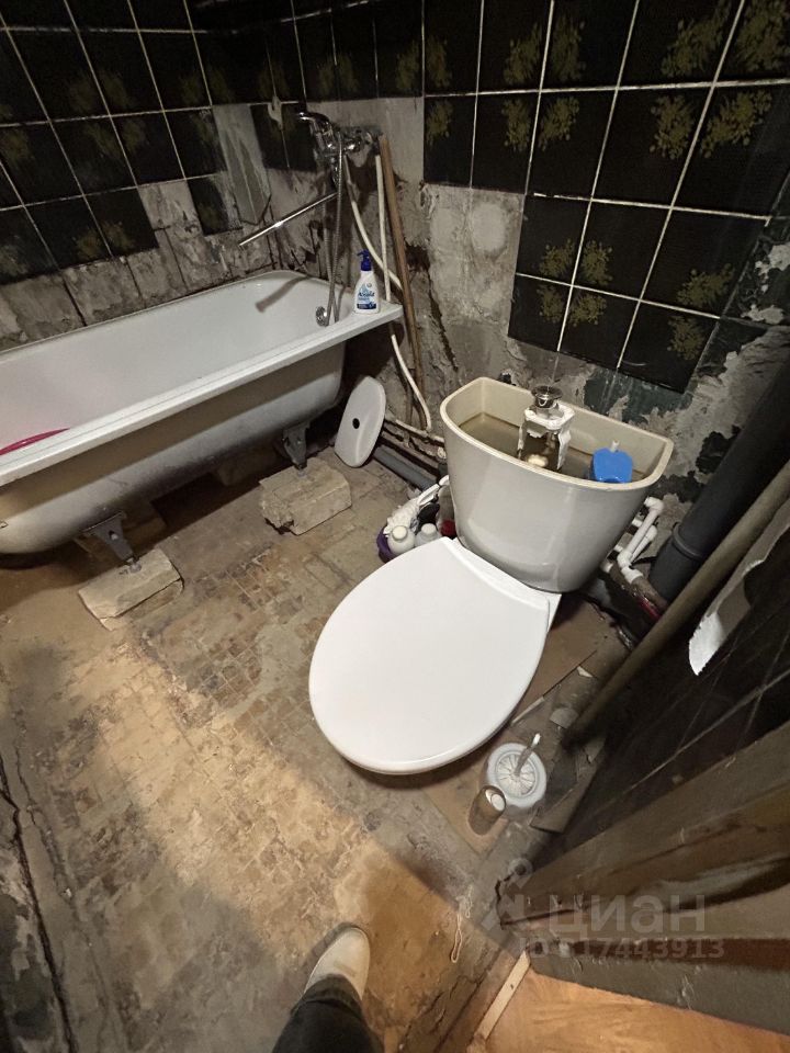 Продажа 2-комн квартиры на вторичном рынке Серпухов, Осенняя улица, 17