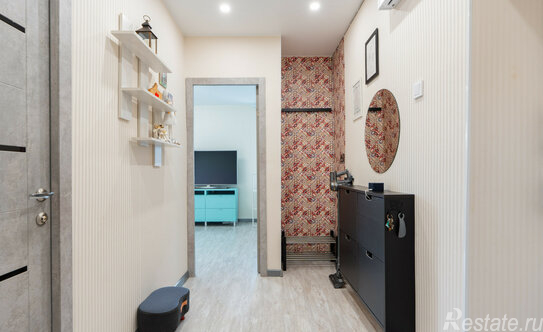 Продажа 2-комн квартиры на вторичном рынке Будапештская ул,  д. 87,  к. 1