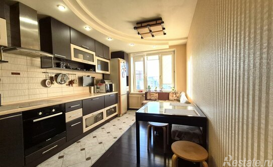 Продажа 3-комн квартиры на вторичном рынке Люберцы, ул Авиаторов,  д. 4,  к. 2