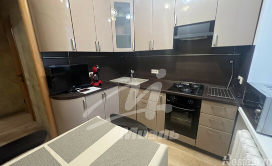 Продажа 3-комн квартиры на вторичном рынке Ленинский пр-кт,  д. 123 к1