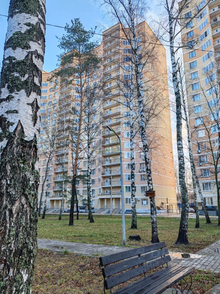 Продажа 2-комн квартиры на вторичном рынке Раменское, улица Крымская, 7