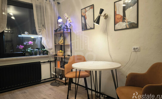 Продажа 1-комн квартиры на вторичном рынке улица Ярослава Гашека,  д. 24 к1