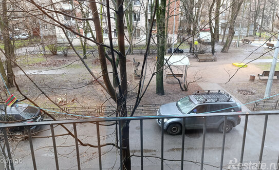 Продажа 2-комн квартиры на вторичном рынке Наличная улица,  д. 37 к2