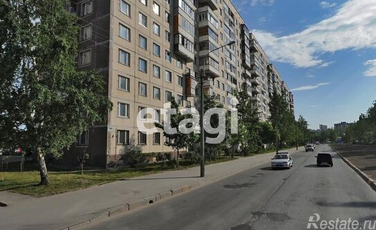 Продажа 1-комн квартиры на вторичном рынке улица Латышских Стрелков,  д. 11 к2