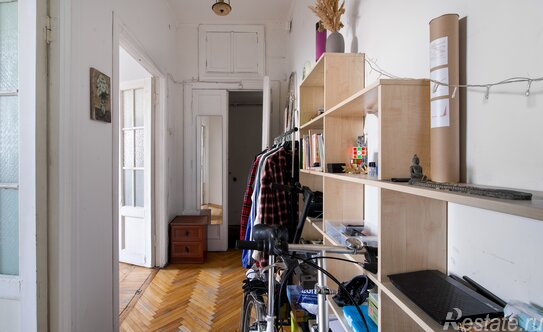 Продажа 2-комн квартиры на вторичном рынке Каменноостровский пр-кт,  д. 17