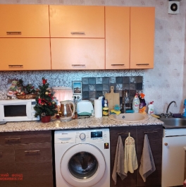 Продажа комнаты Красное Село г., Гатчинское шос.,  д. 8,  к. 1