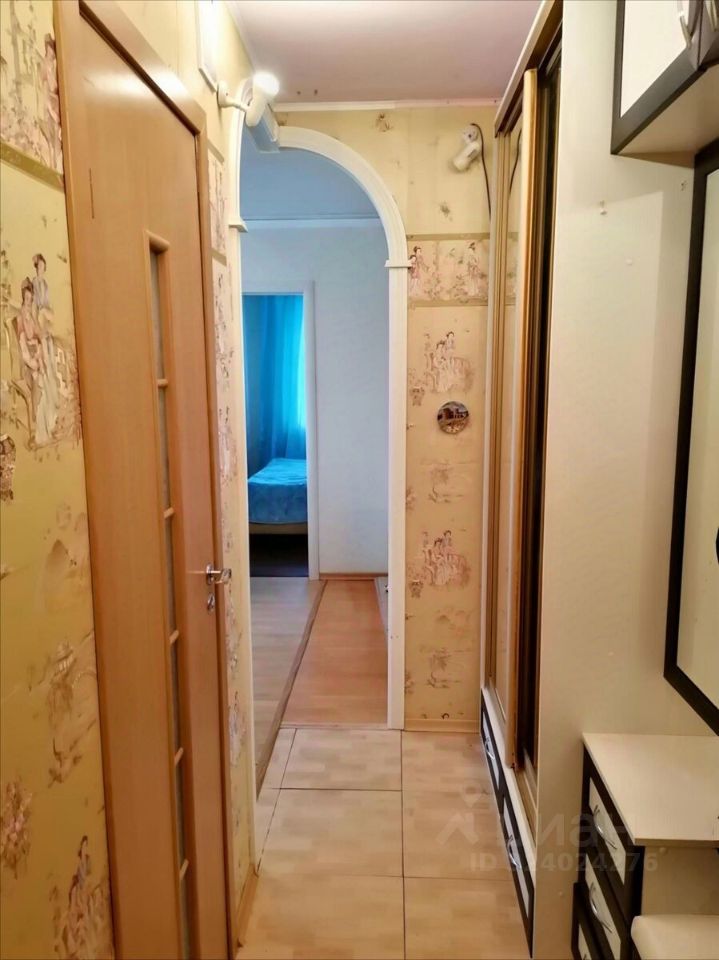 Продажа 3-комн квартиры на вторичном рынке Красное Село, Гвардейская улица, 19к3