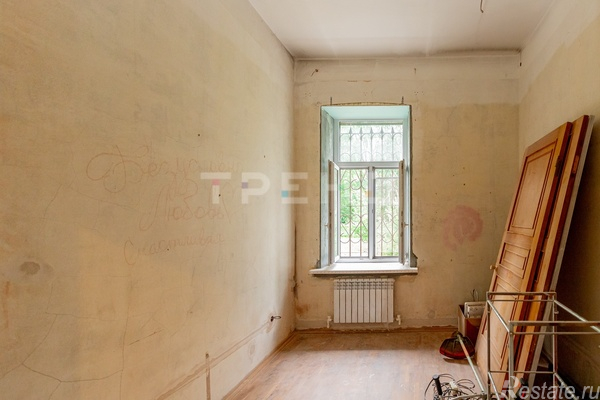 Продажа 3-комн квартиры на вторичном рынке Братская ул,  д. 3