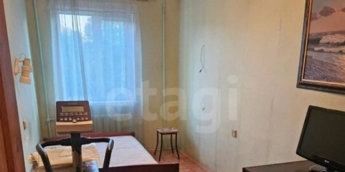 2-комн квартира улица Танкиста Хрустицкого,  д. 110