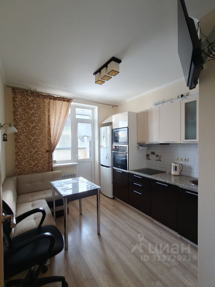 Аренда 1-комн квартиры на вторичном рынке Мурино, улица Шувалова, 19к1