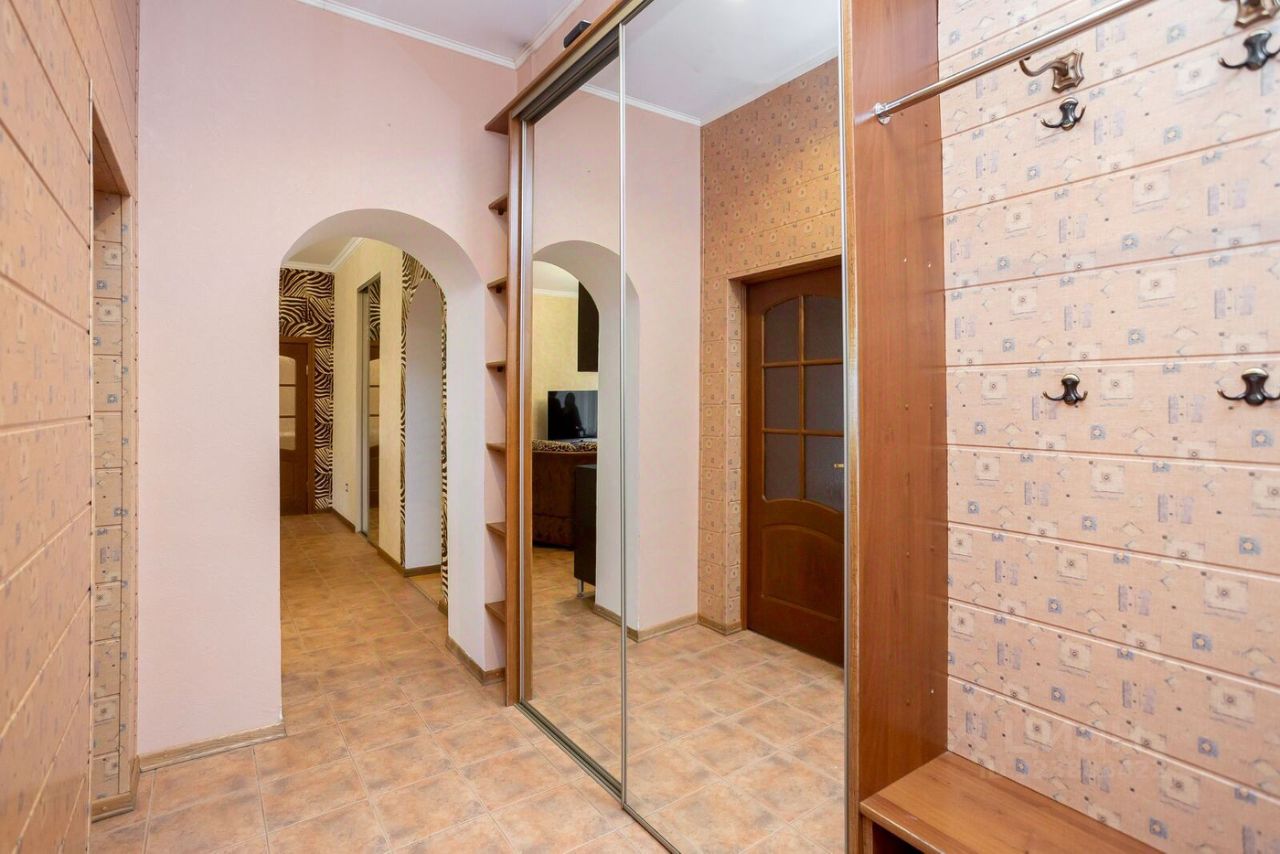 Аренда 3-комн квартиры на вторичном рынке Мастерская улица, 5