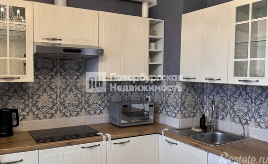 Продажа 2-комн квартиры на вторичном рынке Октябрьская наб,  д. 126 к2