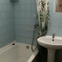 Продажа 3-комн квартиры на вторичном рынке аллея Котельникова,  д. 3