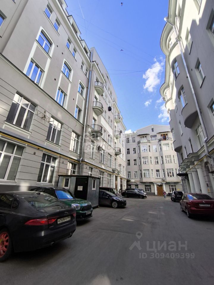Продажа 6-комн квартиры на вторичном рынке Мясницкая улица, 15