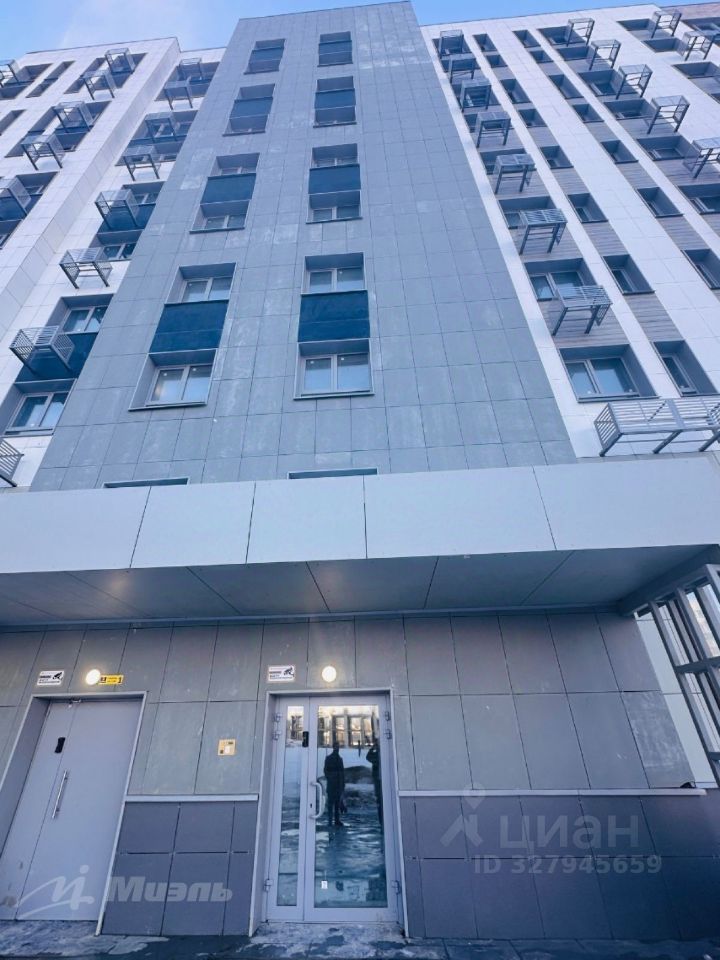 Продажа студии ММС-2 мкр, Радумля пгт, 2к1