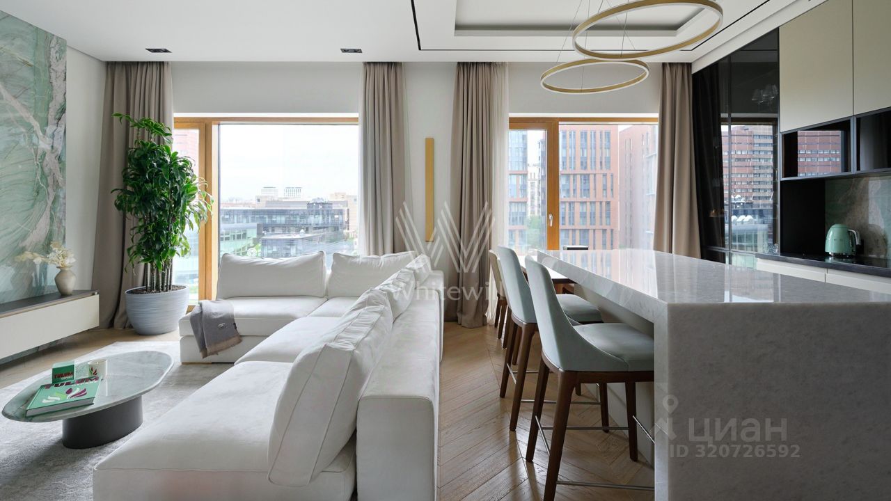 Продажа 3-комн квартиры на вторичном рынке улица Усачева, 13