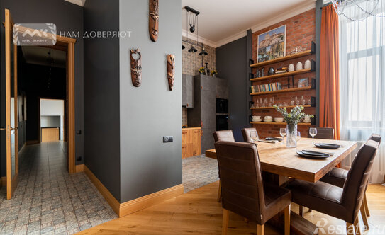 Продажа 3-комн квартиры на вторичном рынке Итальянская улица