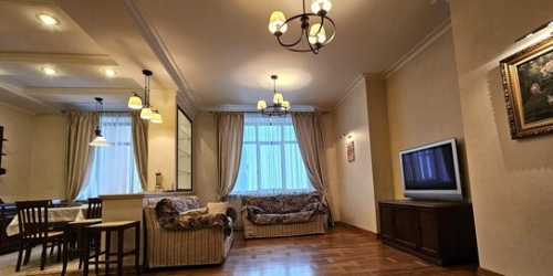 3-комн квартира улица Врубеля,  д. 8