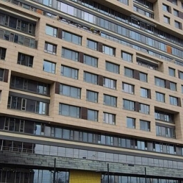 Продажа 4-комн квартиры на вторичном рынке Нахимовский пр-кт,  д. 73