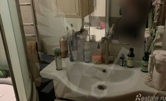 Продажа 2-комн квартиры на вторичном рынке Поречная улица,  д. 3 к2