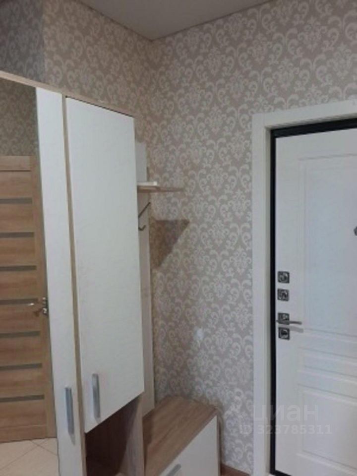 Продажа 1-комн квартиры на вторичном рынке Сабурово пгт, улица Рождественская, 5