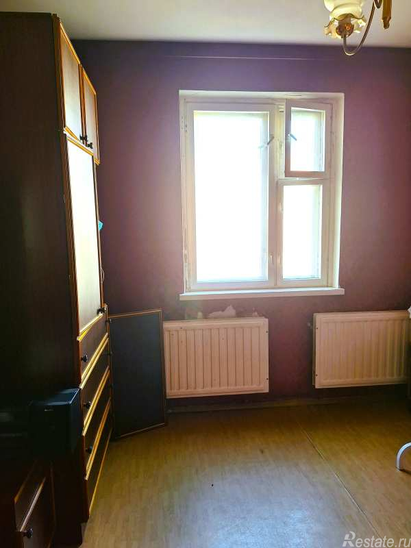 Продажа 3-комн квартиры на вторичном рынке Камышовая ул