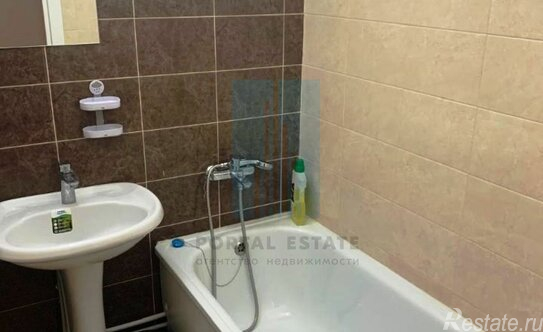 Продажа 1-комн квартиры на вторичном рынке улица Введенского,  д. 13 к4