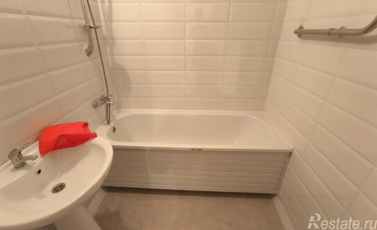 Продажа 2-комн квартиры на вторичном рынке Ватутинский переулок