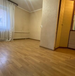 Продажа 1-комн квартиры на вторичном рынке Подольск г, Климовск мкр, Западная ул,  д. 9
