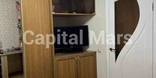 3-комн квартира Ладожская улица,  д. 10