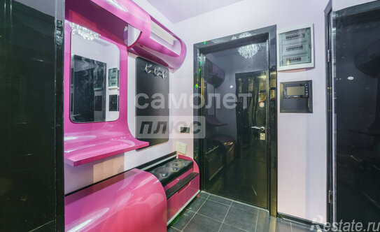 Продажа 4-комн квартиры на вторичном рынке ул Болотниковская,  д. 36,  к. 6