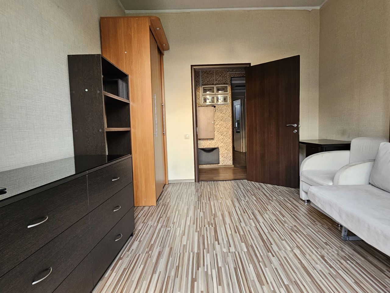 Продажа комнаты Прудовой проезд, 10