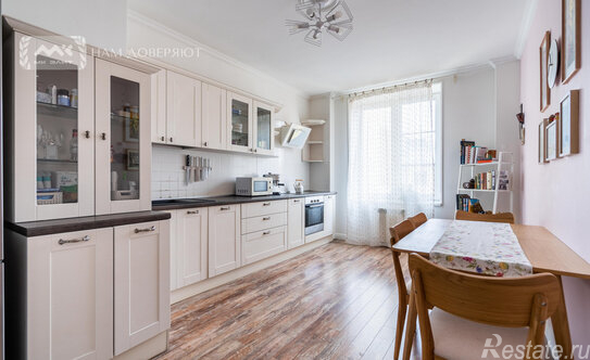 Продажа 2-комн квартиры на вторичном рынке ул Дивенская,  д. 5