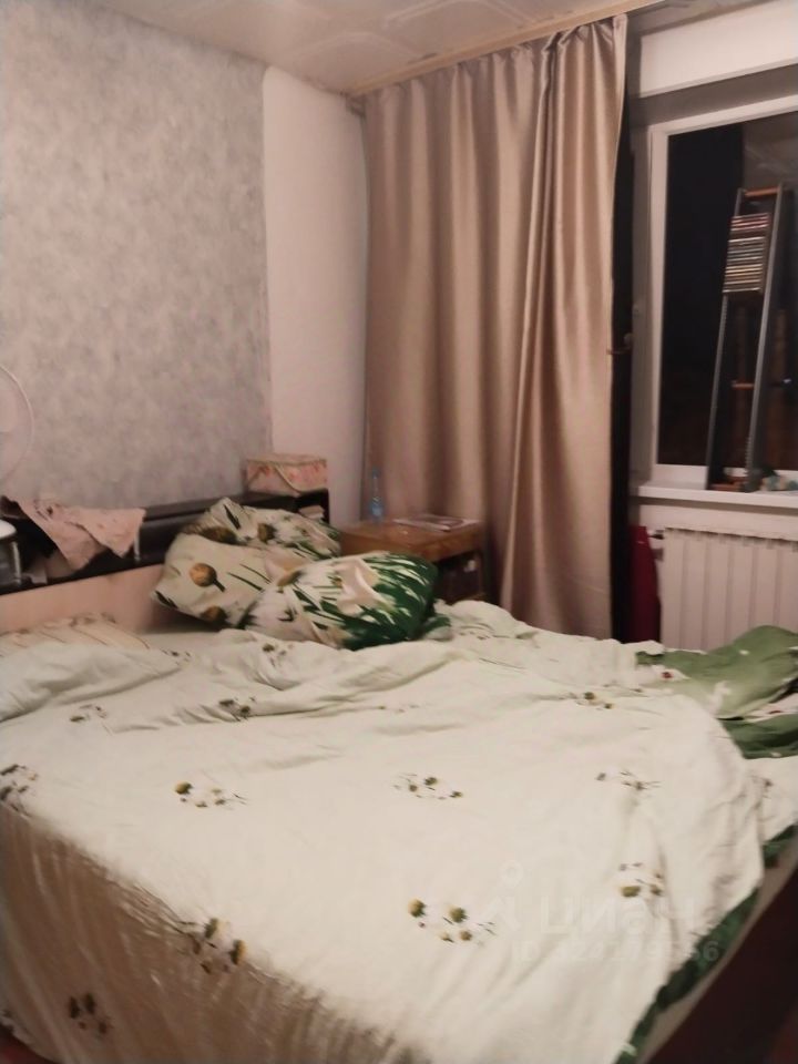 Продажа 3-комн квартиры на вторичном рынке Лобня, улица 40 лет Октября, 10