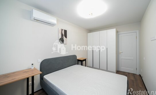 Продажа 4-комн квартиры на вторичном рынке Героев Панфиловцев ул,  д. 19