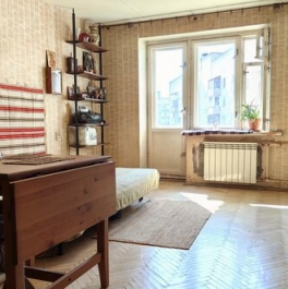 Продажа 1-комн квартиры на вторичном рынке Художников пр-кт,  д. 9 к1