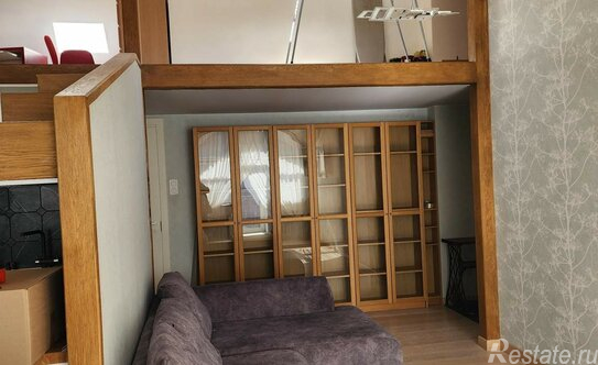 Продажа 3-комн квартиры на вторичном рынке Павловск г, Звериницкая ул,  д. 19