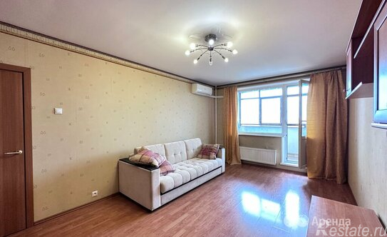 Аренда 2-комн квартиры на вторичном рынке Инженерная ул,  д. 8А