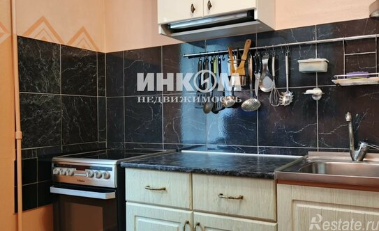 Продажа 3-комн квартиры на вторичном рынке Горлов тупик,  д. 13 с1