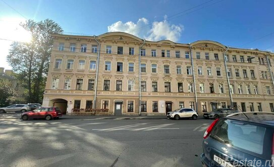 Продажа 2-комн квартиры на вторичном рынке улица Михайлова,  д. 12