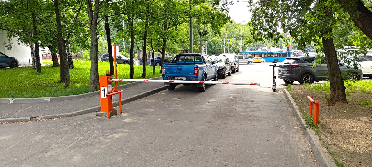 Продажа 1-комн квартиры на вторичном рынке Прибрежный проезд, 7