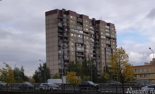 Продажа 1-комн квартиры на вторичном рынке ул Чудновского,  д. 1