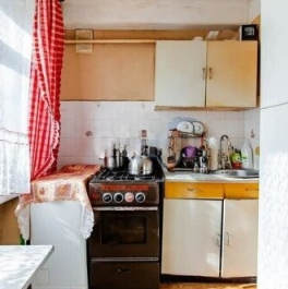 Продажа 2-комн квартиры на вторичном рынке Космонавтов пр-кт,  д. 19 к2