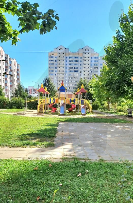 Продажа 2-комн квартиры на вторичном рынке Рекинцо-2 мкр, улица Молодежная,  д. 1