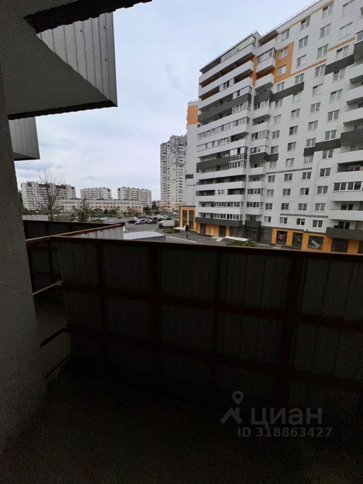 Продажа 3-комн квартиры на вторичном рынке пос. Парголово, улица Тихоокеанская, 18к4