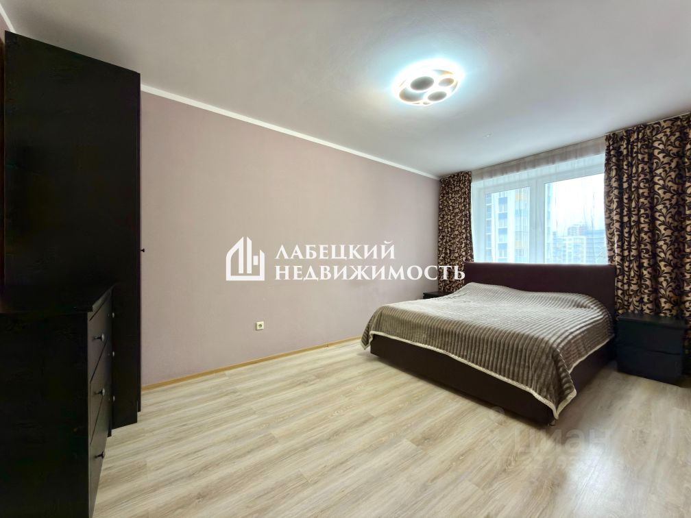 Продажа 2-комн квартиры на вторичном рынке Кудрово г., улица Пражская, 14